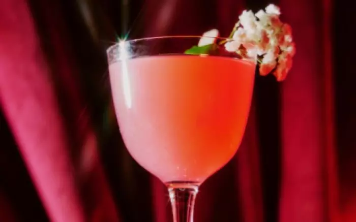 How the signature cocktail of Sex and the City got sexier than ever