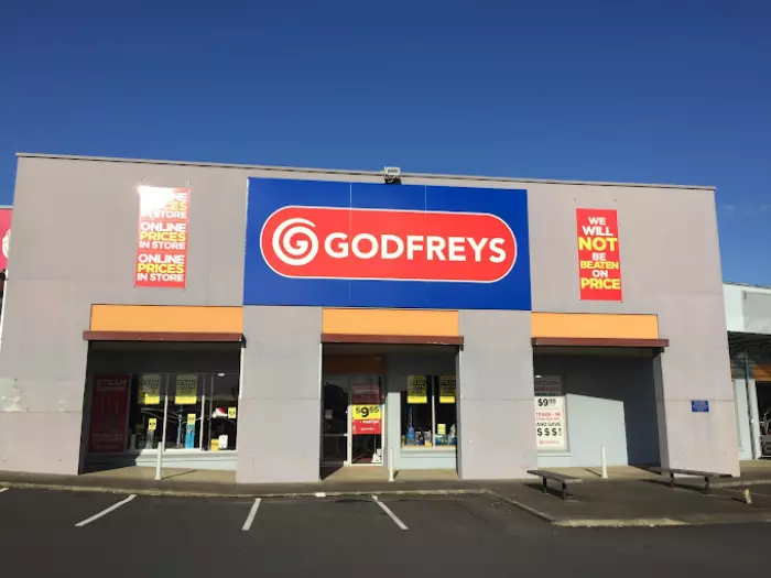 Administrators working quickly on Godfreys, five NZ stores closed
