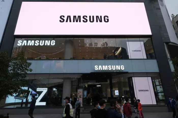 Samsung considers trimming NZ workforce