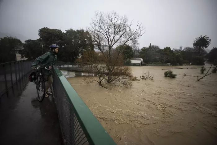 Insurers falling behind banks on climate disclosure