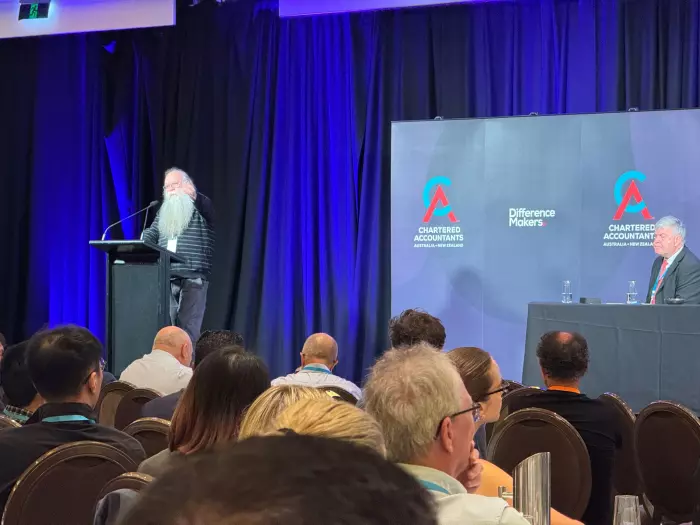 FIF tax creator apologises, ‘I can only say sorry’, but thinks Govt changes not deep enough