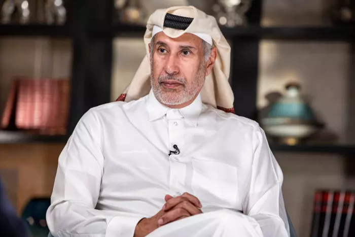 Qatari sheikh not sold on son's $9.6 billion Man U bid