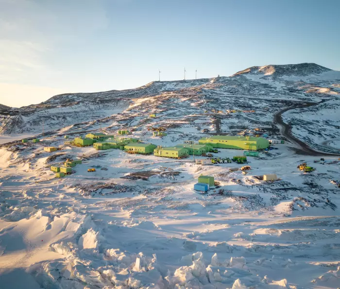 Antarctica NZ abandons 'highly risky' Scott Base rebuild plan