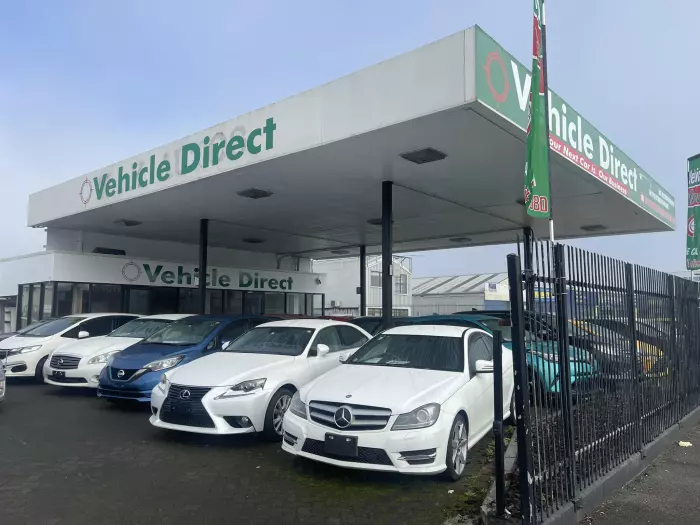 Cars from collapsed Vehicle Direct group at director’s previous firm