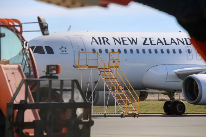 Air NZ shares poke holes in 'buy the dip' mantra