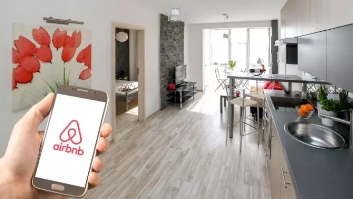 Airbnb adds in-home services – massages, chefs and trainers