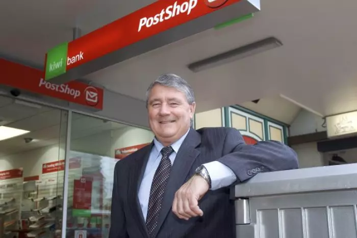 Smellie Sniffs the Breeze: why the government took Kiwibank back