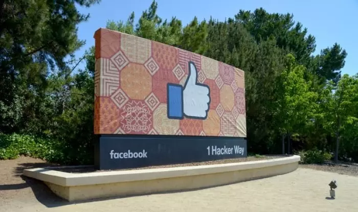 Budget 2025: Facebook, Google escape NZ tax reform