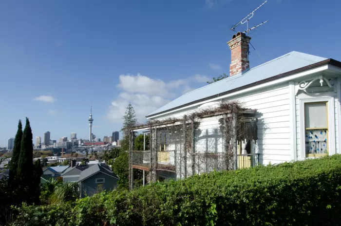 NZ house prices accelerate at second fastest rate in world