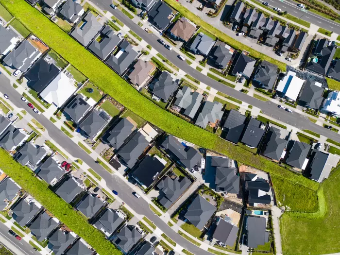 RBNZ says risks linked to new mortgage lending contained