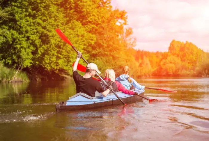 All aboard the investment advisory canoe