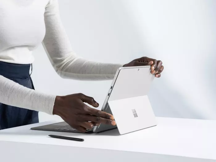 Review: Microsoft takes the Surface Pro to its apex