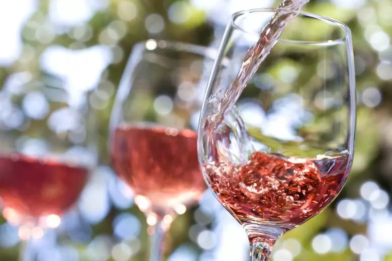 A good rosé should have the scent of summer fruits and flowers. (Photo: iStock).
